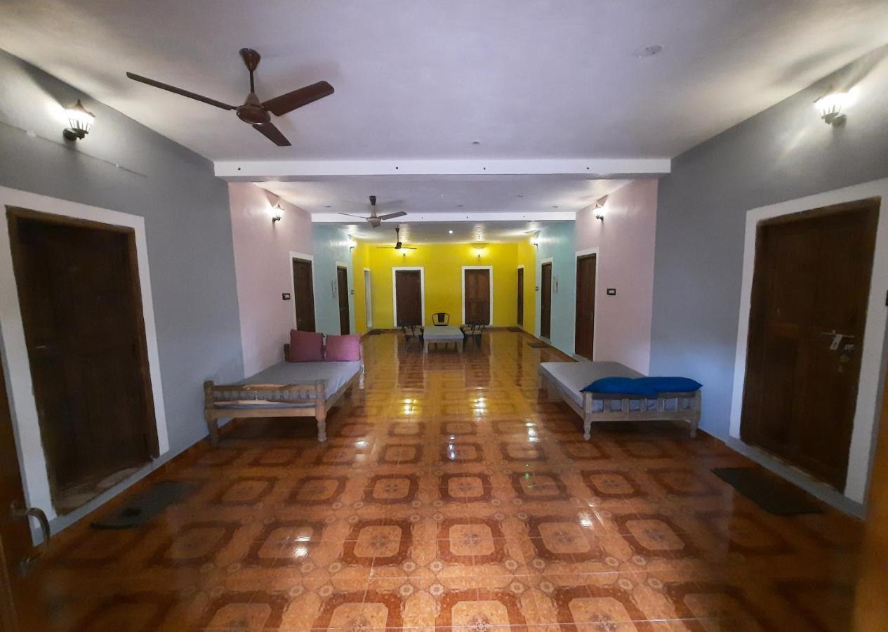 Unearth Hostel Auroville Eksteriør bilde
